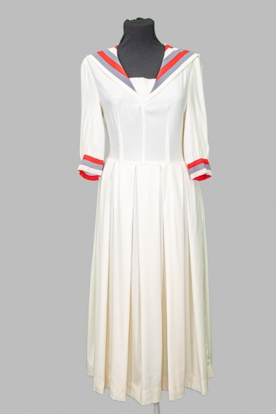 Платье-матроска с воротником