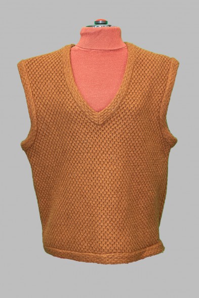 Вязаный жилет золотисто-коричневый