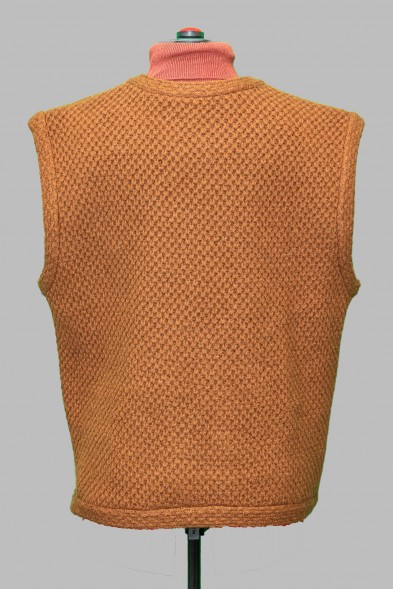 Вязаный жилет золотисто-коричневый