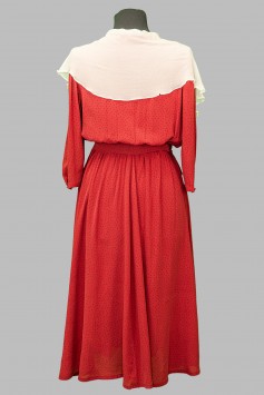 Платье красное с белым платком