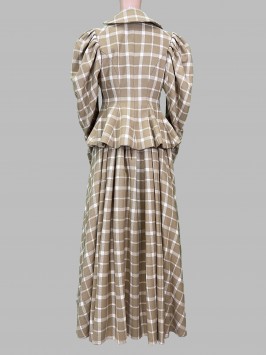 Костюм тройка