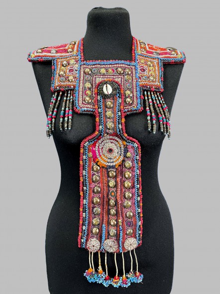 Ожерелье в историческом стиле