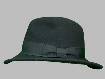 Шляпа фетровая черная																														