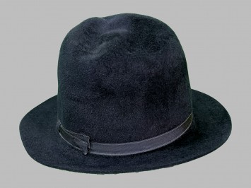 Шляпа бархатистая темно - синяя																														