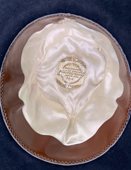 Шляпа бархатистая темно - синяя																														