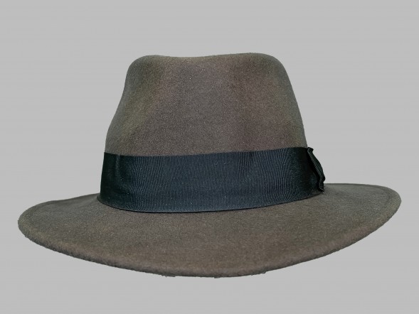 Шляпа фетровая темно-коричневая																														