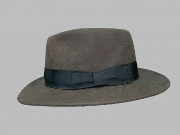 Шляпа фетровая темно-коричневая