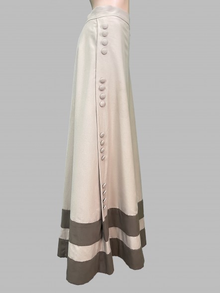 Юбка длинная бежевая																														