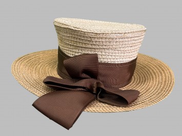 Шляпка соломенная